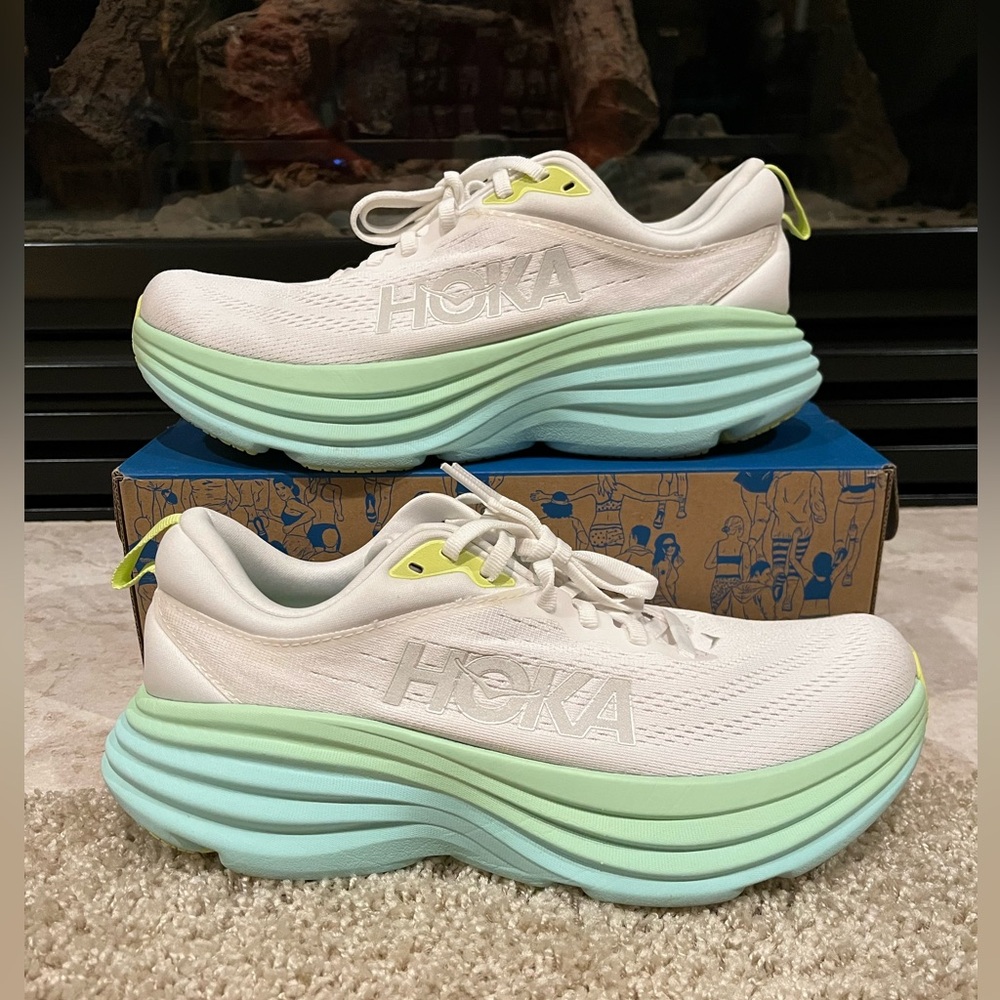 Hoka Bondi 8 Women’s Running Shoes. Size 8.5 In Women’s. Gently Worn Great Shape